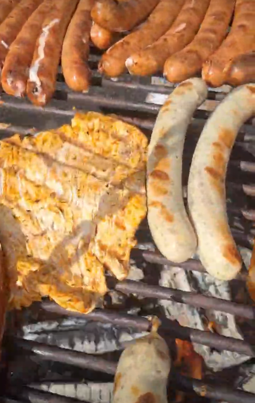 Grillnachmittag und Trikotübergabe